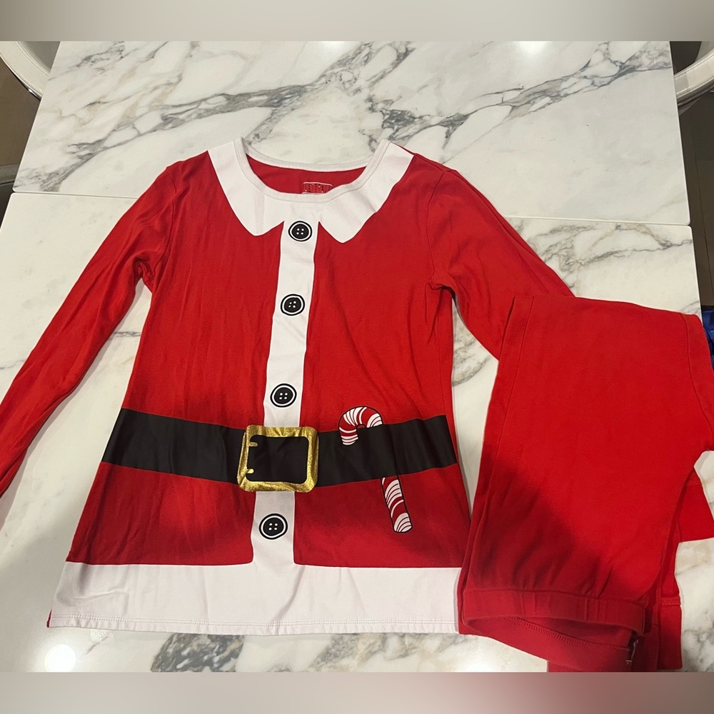 Santa Outfit Sleep Set. Matching Pajamas size Medium NWT